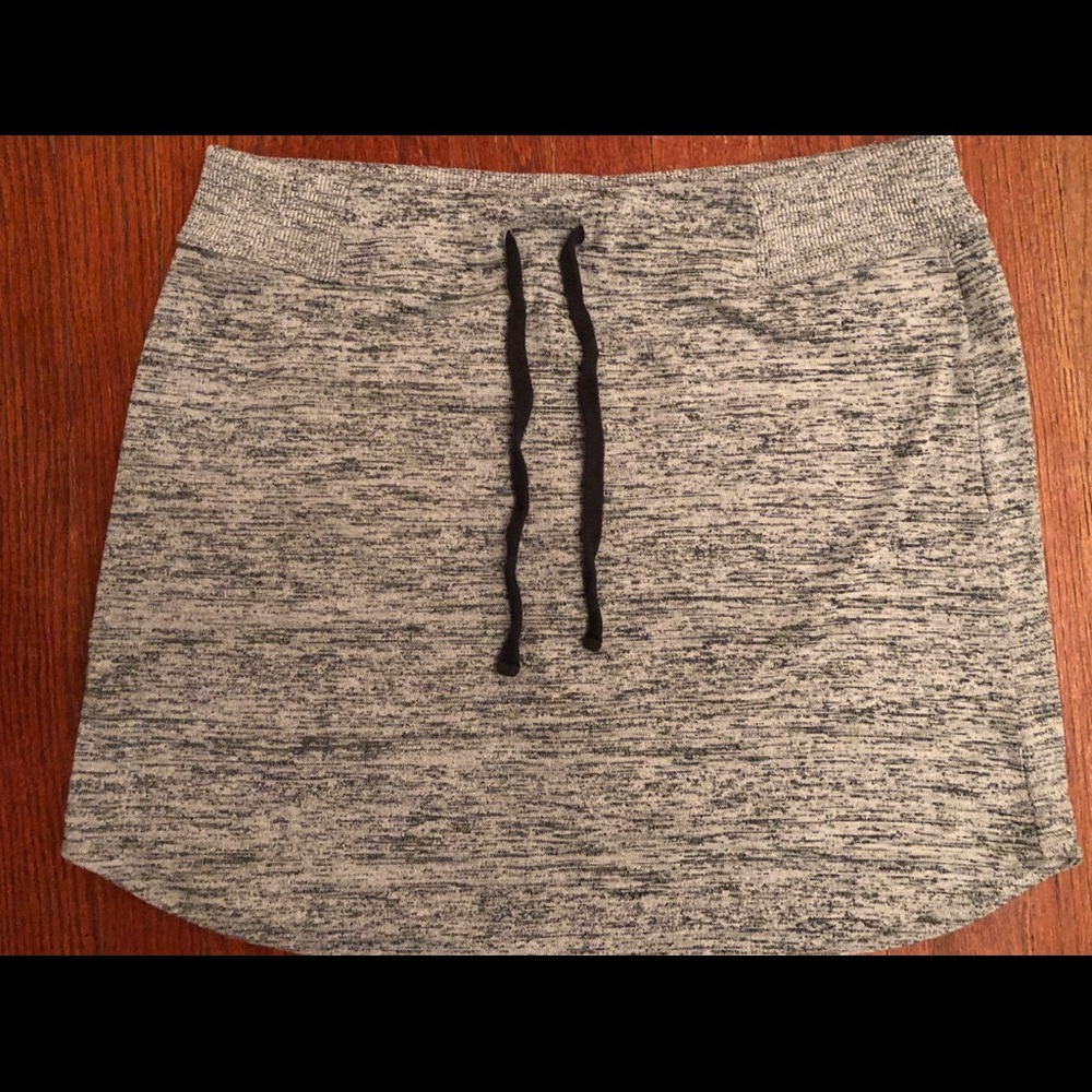 Athleta Skirt
